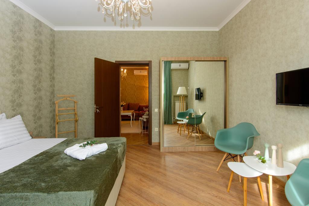 Dat Exx Apartments On Marjanishvili Tbilisi Zewnętrze zdjęcie