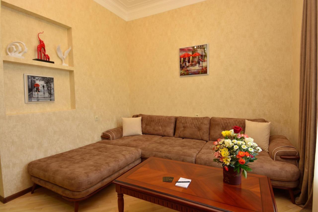Dat Exx Apartments On Marjanishvili Tbilisi Zewnętrze zdjęcie